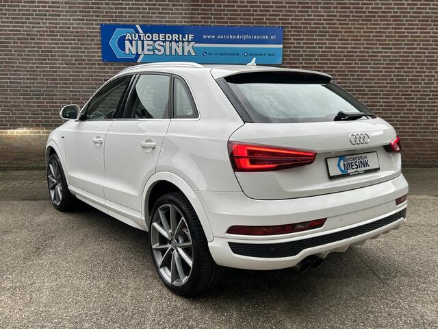 Audi Q3 1.4 TFSI S-Line Navi/20Inch/Led/Stoelverwaming