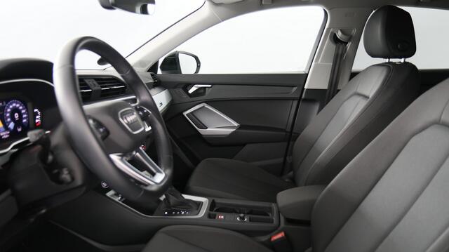 Audi Q3 Sportback 45 TFSI e 245pk PHEV Business Edition / Adaptive Cruise / Camera / Stoelverwarming