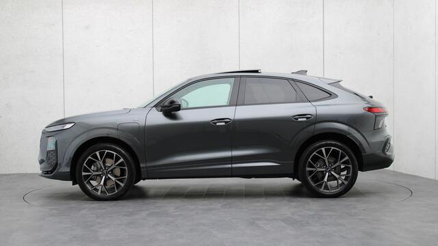 Audi Q3 Sportback 200kW e-hybrid S edition | Panoramadak | Leder | Adaptieve Cruise Control | 20 Inch