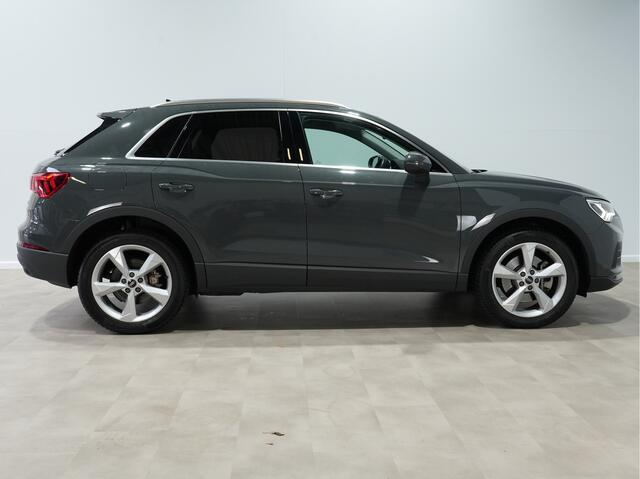 Audi Q3 45 TFSIe Business Ed. | Matrix-LED | Navigatie | 19" | ACC