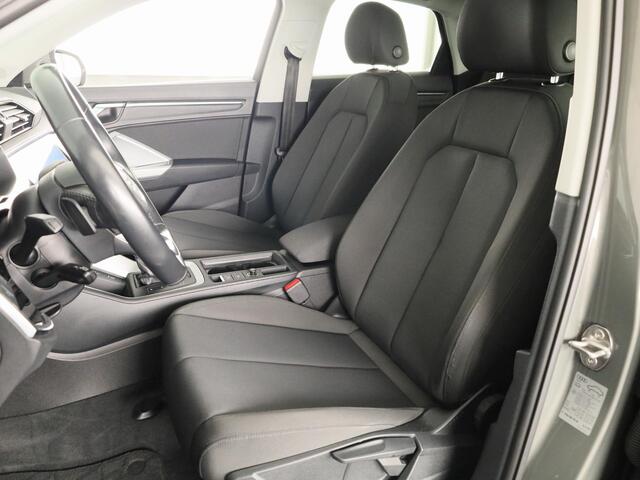 Audi Q3 Sportback 35 TFSI S Edition 150pk | Panoramadak | Parkeersensoren voor en achter | Keyless | Navigatie | Stoelverwarming