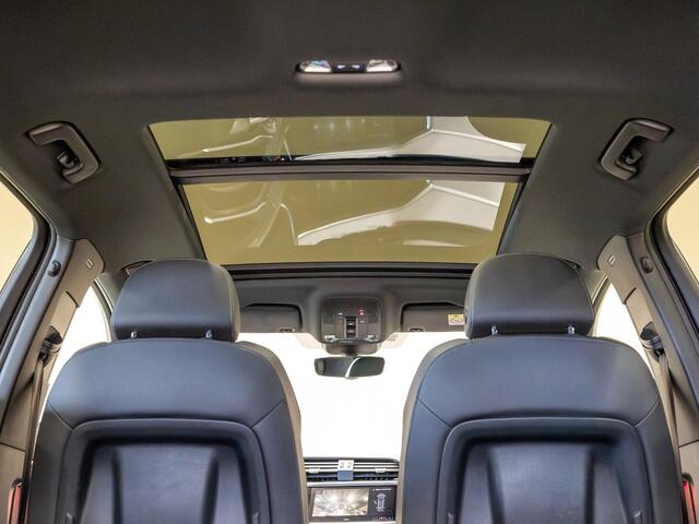 Audi Q3 45 TFSI quattro 2x S Line / 230pk / Panorama dak / B&O / Keyless / Achteruitrij camera /