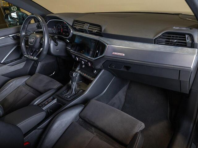 Audi Q3 45 TFSI quattro 2x S Line / 230pk / Panorama dak / B&O / Keyless / Achteruitrij camera /