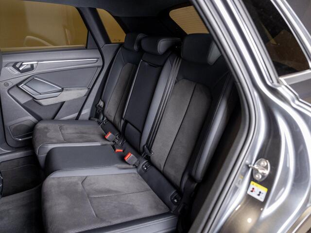 Audi Q3 45 TFSI quattro 2x S Line / 230pk / Panorama dak / B&O / Keyless / Achteruitrij camera /