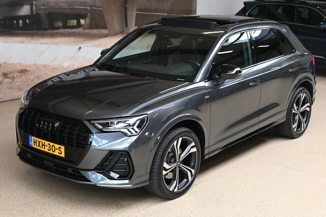 Audi Q3 45 TFSIe 245pk S edition | 360° | Pano | Elek. stoel | Sonos | Matrix | 100% (Dealer) onderhouden label