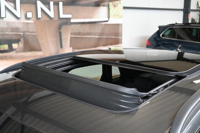 Audi Q3 45 TFSIe 245pk S edition | 360° | Pano | Elek. stoel | Sonos | Matrix | 100% (Dealer) onderhouden label