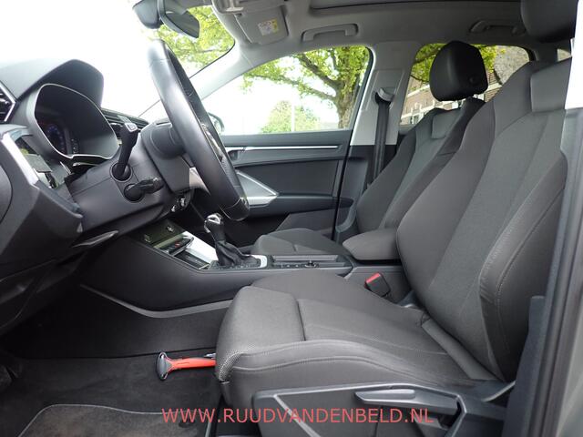 Audi Q3 40 TFSI quattro Pro Line business B&O / ACC / PANODAK / CARPLAY