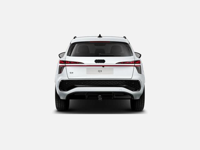 Audi Q3 1.5 200kW e-hybrid S edition 272 PK · Tech pro · Glazen panoramadak · MMI experience pro