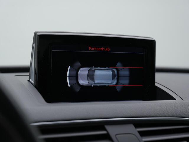 Audi Q3 1.4 TFSI 150 pk S-tronic CoD S-Line | Elektrische stoelen | Leder/alcantara | Navigatie | Parkeersensoren voor/achter