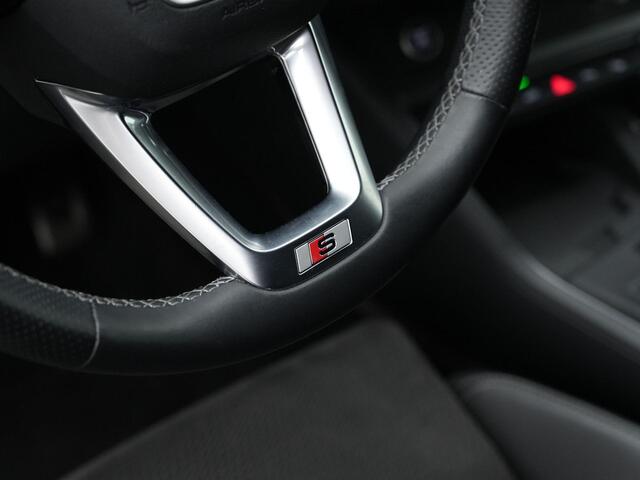 Audi Q3 45 TFSI e 245 pk S-Line | Trekhaak | Sonos | Leder/alcantara | Adaptive Cruise | Elektrische achterklep | Stoelverwarming