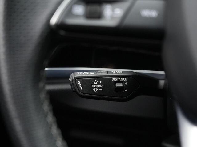 Audi Q3 45 TFSI e 245 pk S-Line | Trekhaak | Sonos | Leder/alcantara | Adaptive Cruise | Elektrische achterklep | Stoelverwarming