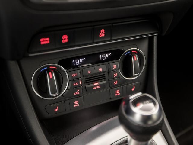 Audi Q3 1.4 TFSI CoD S-LIne Sport 150Pk Automaat (2X S-LINE, NAVIGATIE, LEDER, STOELVERWARMING, SPORTSTOELEN, GETINT GLAS, TREKHAAK, NIEUWE APK, NIEUWSTAAT)