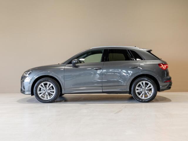 Audi Q3 35 TFSI 2x S-Line Edition / 150pk / Dodehoek herkenning /