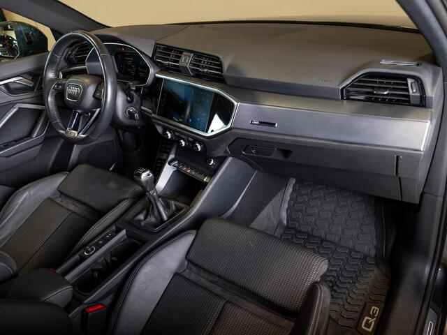 Audi Q3 35 TFSI 2x S-Line Edition / 150pk / Dodehoek herkenning /
