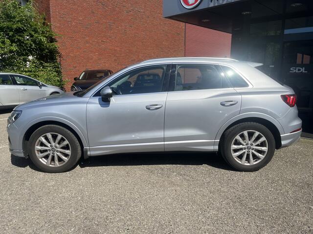 Audi Q3 35 TFSI Pro Line S // ADAPTIV. CRUISE // DODEHOEK // VIRTUAL COCKPIT // FULL LED // NAVI+CARPLAY // STOELVERWARMING //