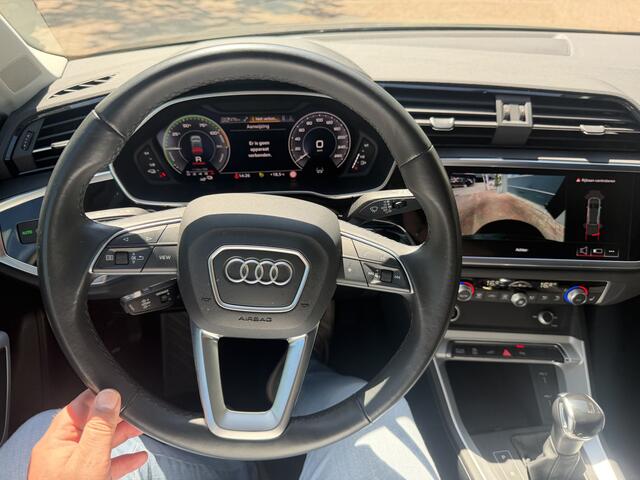 Audi Q3 45 TFSI e S edition Hybride Bj 2021 Km 43.000 Navi,Trekhaak,Clima,CvStoelverm,18Inch Dealer onderhouden
