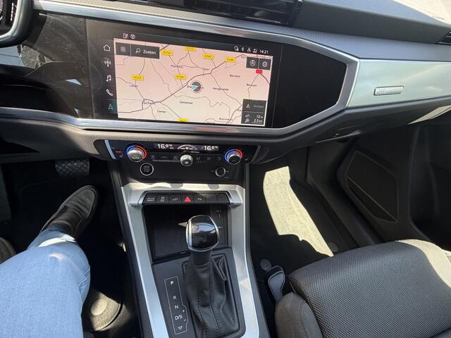 Audi Q3 45 TFSI e S edition Hybride Bj 2021 Km 43.000 Navi,Trekhaak,Clima,CvStoelverm,18Inch Dealer onderhouden
