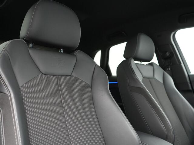 Audi Q3 45 TFSI e 2x S Line PHEV 245pk Dealer O.H. | Trekhaak Afn. | Adaptive Cruise | 360 Camera | Matrix LED | Sportstoelen Memory & Verwarmd | Keyless | Blis | Apple Carplay | Sfeerverlichting | 20"L.M | Navigatie | DAB | Plug In Hybrid |