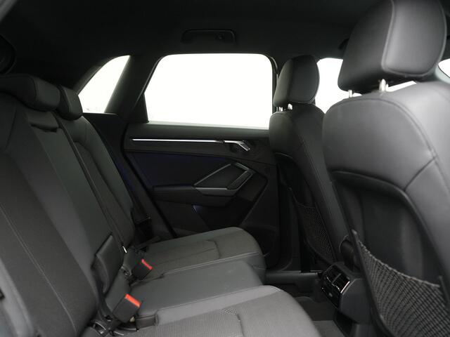 Audi Q3 45 TFSI e 2x S Line PHEV 245pk Dealer O.H. | Trekhaak Afn. | Adaptive Cruise | 360 Camera | Matrix LED | Sportstoelen Memory & Verwarmd | Keyless | Blis | Apple Carplay | Sfeerverlichting | 20"L.M | Navigatie | DAB | Plug In Hybrid |