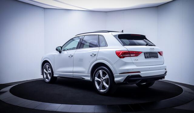 Audi Q3 35TFSI S-Tr. S-LINE Ext. PANO | KEYLESS | STOEL.VW | NAVI | CARPLAY | AFN.TREKHAAK | LANE.ASS | ELEK. INKL SPIEGELS