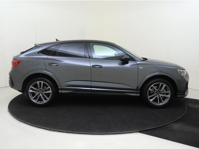 Audi Q3 Sportback 45 TFSI e S Edition | SoH 96% | SONOS audio | 360 camera | Keyless | Dodehoek detectie | Navigatie Plus | Optiek zwart Plus | Cruise control |
