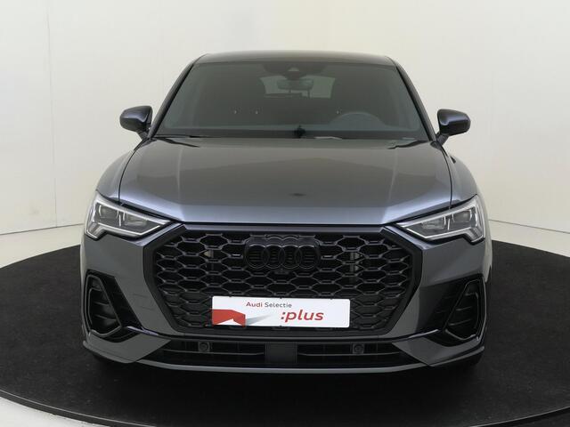 Audi Q3 Sportback 45 TFSI e S Edition | SoH 96% | SONOS audio | 360 camera | Keyless | Dodehoek detectie | Navigatie Plus | Optiek zwart Plus | Cruise control |