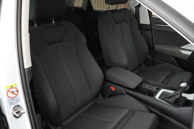 Audi Q3 45 TFSI e 245pk S-Tronic Pro Line Trekhaak Sportstoelen Stoelverwarming ACC Virtual Cockpit Navigatie
