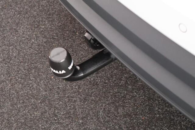 Audi Q3 45 TFSI e 245pk S-Tronic Pro Line Trekhaak Sportstoelen Stoelverwarming ACC Virtual Cockpit Navigatie