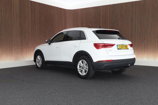 Audi Q3 45 TFSI e 245pk S-Tronic Pro Line Trekhaak Sportstoelen Stoelverwarming ACC Virtual Cockpit Navigatie