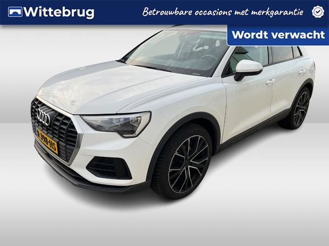 Audi Q3 35 TFSI Pro Line / Digitaal dashboard / App connect / Navi by APP / Trekhaak / Lichtmetaal 20 inch /