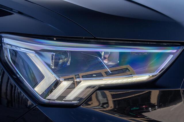 Audi Q3 35 TFSI Advanced Matrix Camera Stoelverwarming Trekhaak