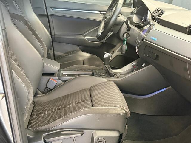 Audi Q3 4.5 TFSIe S line | 1e Eigenaar | Matrix LED | Camera | Adaptive Cruise