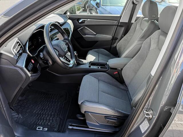Audi Q3 45 Tfsi-e ** MATRIX, VIRTUAL, PANORAMA, TREKH, ACC, KEYLESS, 17-inch LMV ** 1e EIG - UNFALLFREI ** ** INFORMEER OOK NAAR ONZE AANTREKKELIJKE FINANCIAL-LEASE TARIEVEN **