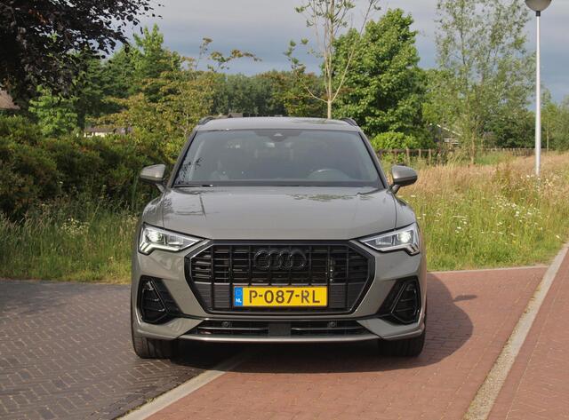 Audi Q3 45 TFSI e S edition | 2 X S-Line | Plug-in Hybride |Apple Carplay | Cruise Control | Parkeersensoren | 20 Inch | NL-Auto |
