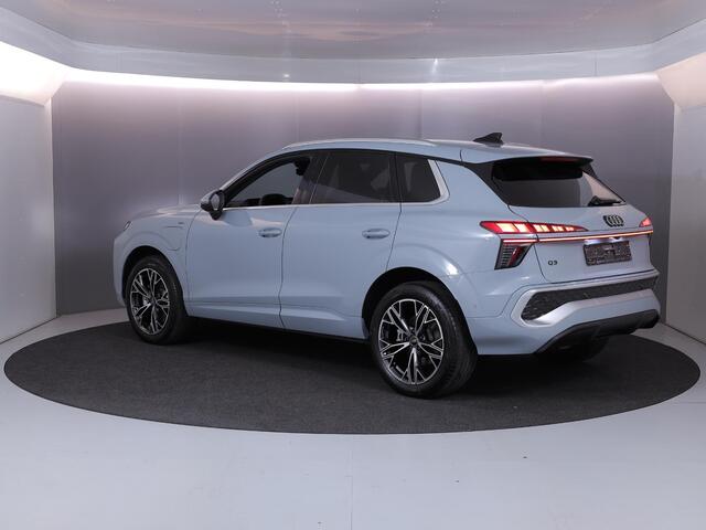 Audi Q3 1.5 e-hybrid S edition 272PK | 4jr garantie | S-line in & Exterieur | Blindspot | MMI plus | Achteruitrijcamera |