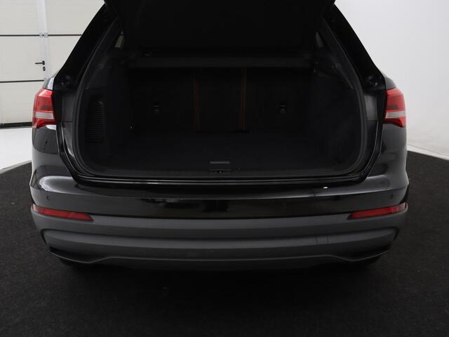 Audi Q3 45 TFSIe Advanced edition | SOH 95,2% | Leder | Stoelverwarming | Carplay | Keyless | Navigatie | Virtual Cockpit | Parkeerhulp | Climate control | Bluetooth | Cruise control | Getint glas | PHEV | Plug In