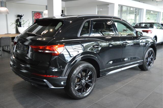 Audi Q3 45 TFSI e 3X S-LINE Black Style navi camera trekhaak 245 pk !!