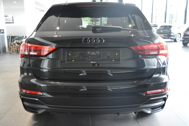 Audi Q3 45 TFSI e 3X S-LINE Black Style navi camera trekhaak 245 pk !!