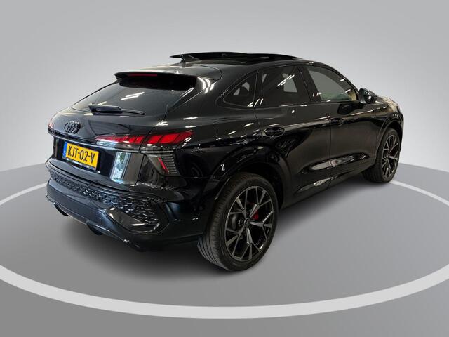 Audi Q3 Sportback 1.5 272pk S-tronic e-hybrid S edition · Panoramadak · 360 Camera · Wegklapbare Trekhaak · Sonos Audio · Elek. Voorstoelen · 20'' Inch · Garantie t/m 30-03-2031 of 150.000km