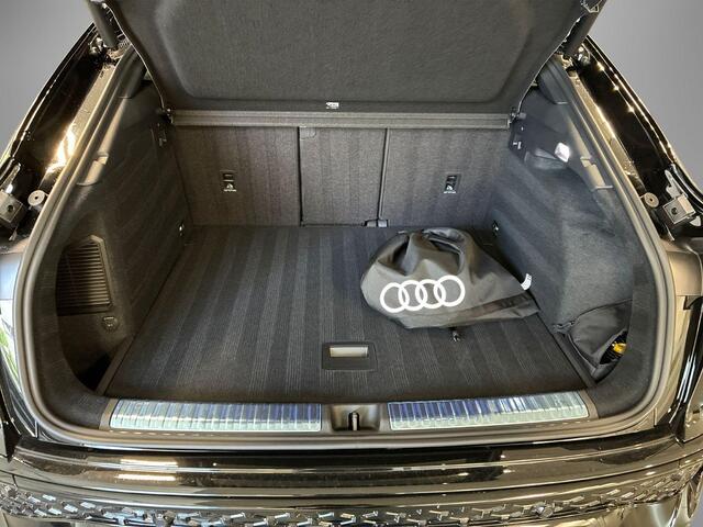 Audi Q3 Sportback 1.5 272pk S-tronic e-hybrid S edition · Panoramadak · 360 Camera · Wegklapbare Trekhaak · Sonos Audio · Elek. Voorstoelen · 20'' Inch · Garantie t/m 30-03-2031 of 150.000km