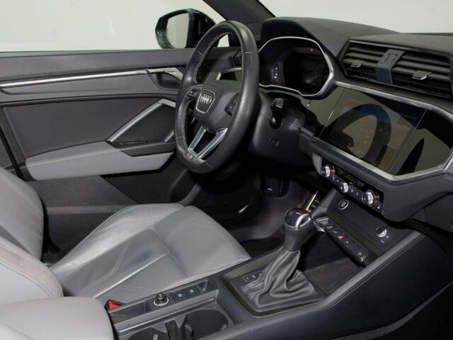 Audi Q3 45 Tfsi-e S-LINE (2x) ** MATRIX, LEDER, PANORAMA, TREKH, ACC, 20-inch LMV ** 1e EIG - UNFALLFREI ** ** INFORMEER OOK NAAR ONZE AANTREKKELIJKE FINANCIAL-LEASE TARIEVEN **