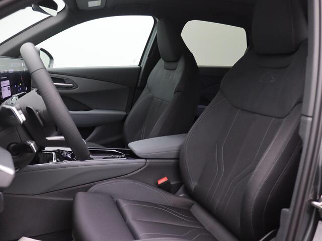 Audi Q3 1.5 200kW e-hybrid S edition 272PK S-Tronic Panoramadak, Trekhaak, Achteruitrijcamera, Stoel-Stuurverwarming, 20" LM Velgen, LED Plus, Elektr. Achterklep
