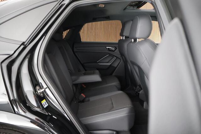 Audi Q3 Sportback 45 TFSI e 245pk S Edition Trekhaak Camera Virtual Cockpit Stoelverwarming Navigatie 2x S-Line