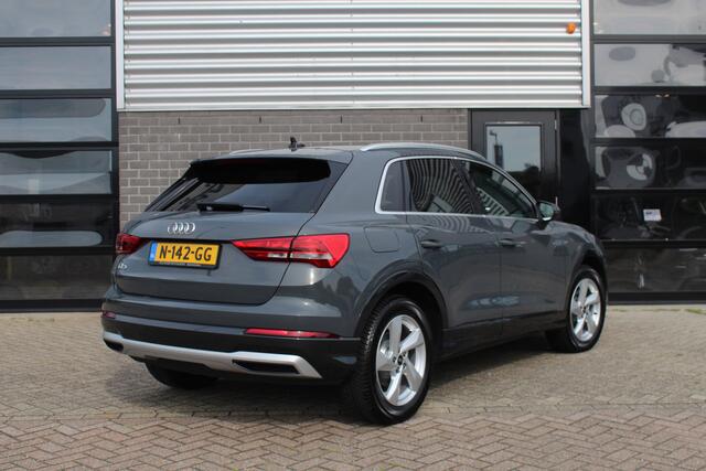 Audi Q3 35 TFSI S Edition / Carplay / LED / Stoelverwarming