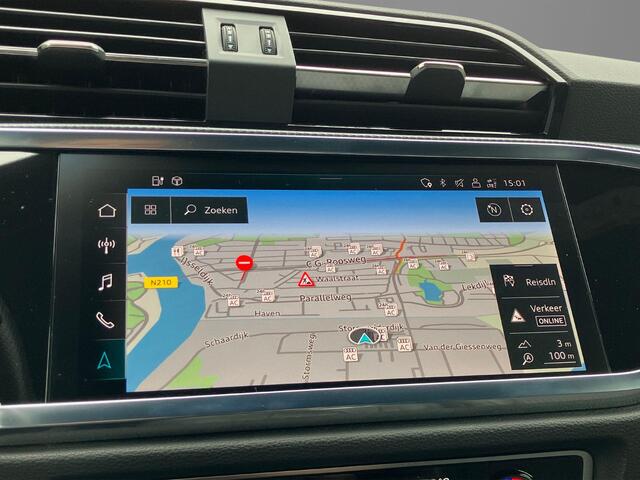 Audi Q3 45 TFSIe 180kW/245PK S Line · Apple/Android Car Play · Navigatie · Camera + Parkeersensoren