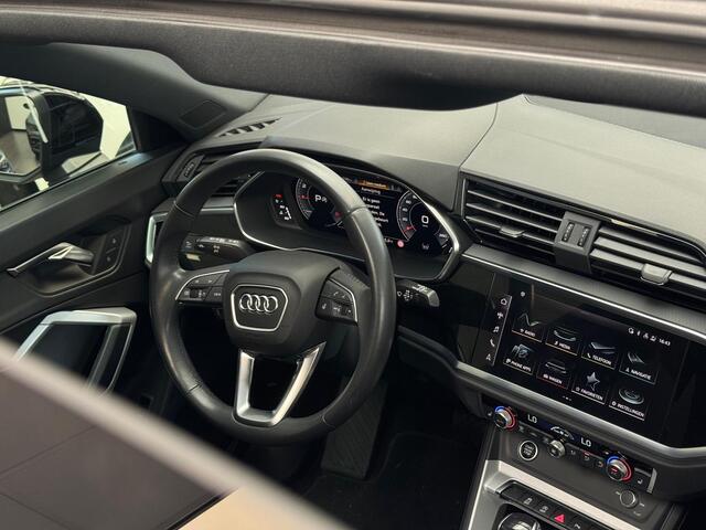 Audi Q3 35 TFSI Pro Line s-line / Pano / camera / navigati