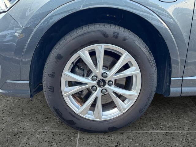 Audi Q3 45 245pk TFSI e S edition MMI navigatie plus | Adaptive cruise control | Parkeerhulp plus