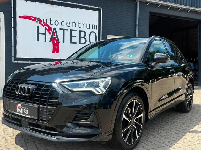 Audi Q3 35TFSi S-Line Blackline Navi Matrix Camera Apple Car Cruise trekhaak