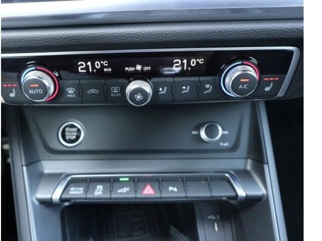 Audi Q3 Sportback 45 TFSI e S Edition ** Keyless ** LED ** Camera ** Trekhaak