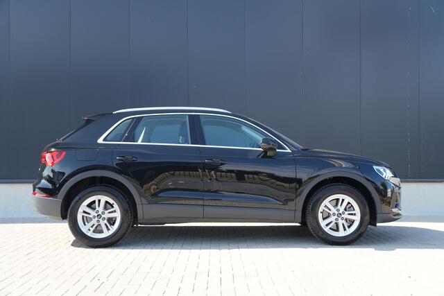 Audi Q3 45 TFSI e Business Edition - ACC - Navigatie - Blindspot - Stoelverwarming - Keyless - Camera - Elek Achterklep - Rijklaar